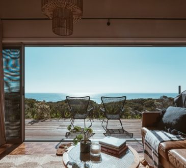 De voordelen en kosten van voordeuren en openslaande deuren